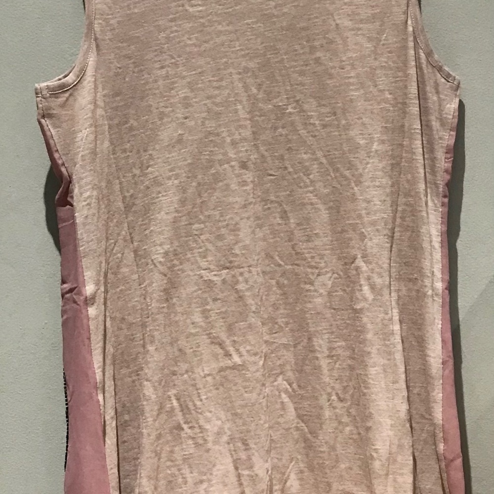 Lori Goldstein Logo Lavish Pink Blush Ombre Beaded Tunic Top Blouse Size XS NWOT - Picture 3 of 4